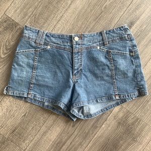 No Boundaries-Low Rise-Denim Jean Shorts-Size 15 Juniors